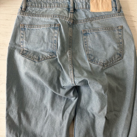 Zara Mom Jeans - Picture 2 of 4